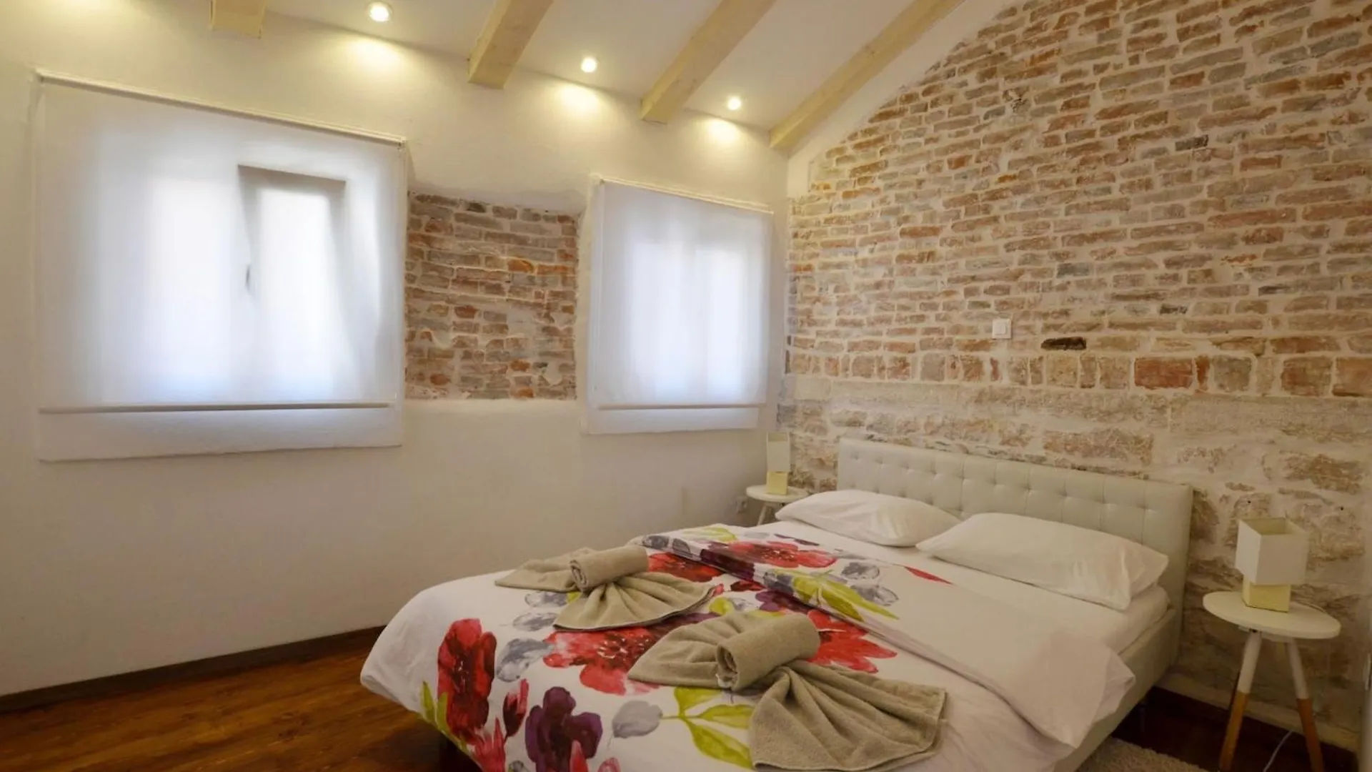 Trendy And Chic Rovinj Downtown Apartments 0*,
